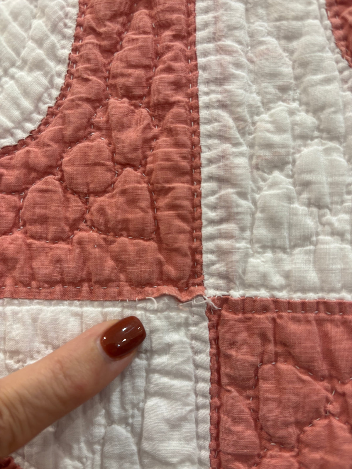 Salmon Pink & White Orange Peel Variation Quilt, c1900–1930