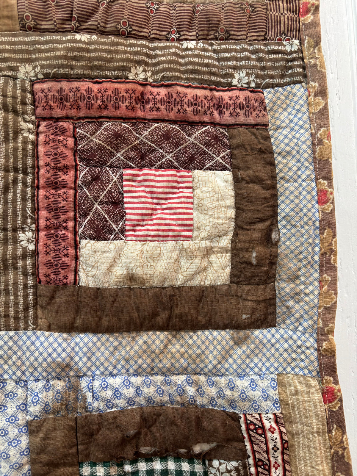 Antique Log Cabin Quilt in Early Calico Prints, c1870–1890