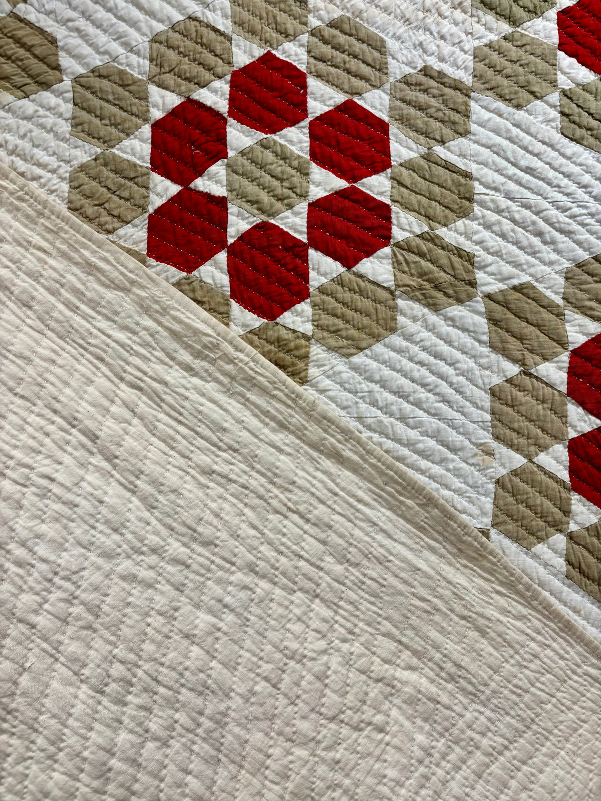Antique Red & Green Honeycomb Quilt (Grandmother’s Flower Garden Variation), c1880–1910