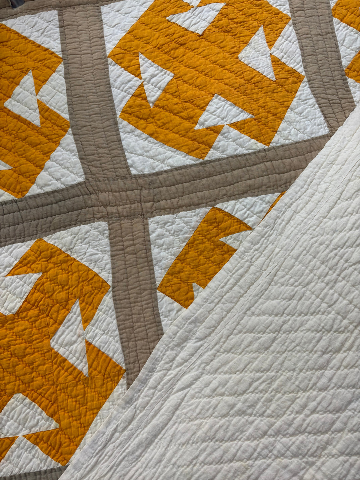 Antique Double T Cheddar Yellow and Taupe Quilt, c1920-1940