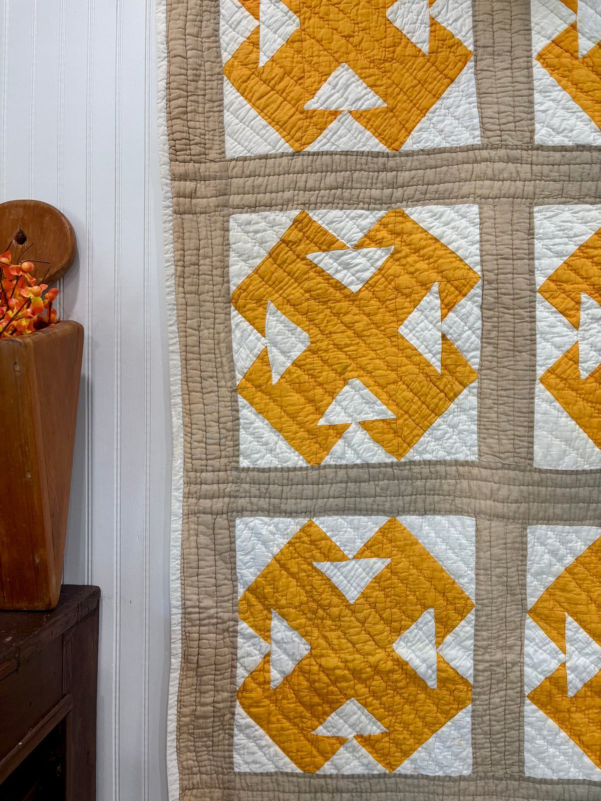 Antique Double T Cheddar Yellow and Taupe Quilt, c1920-1940