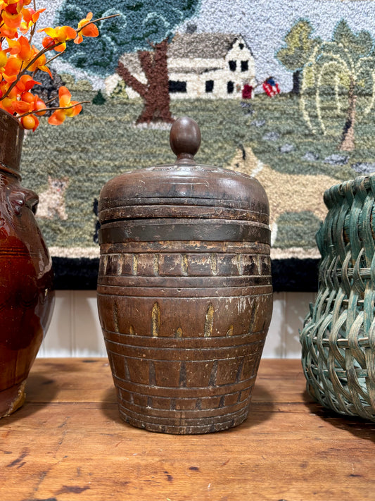 Early 19th Century Carved Treen Tobacco Jar with Lid, c1800–1850