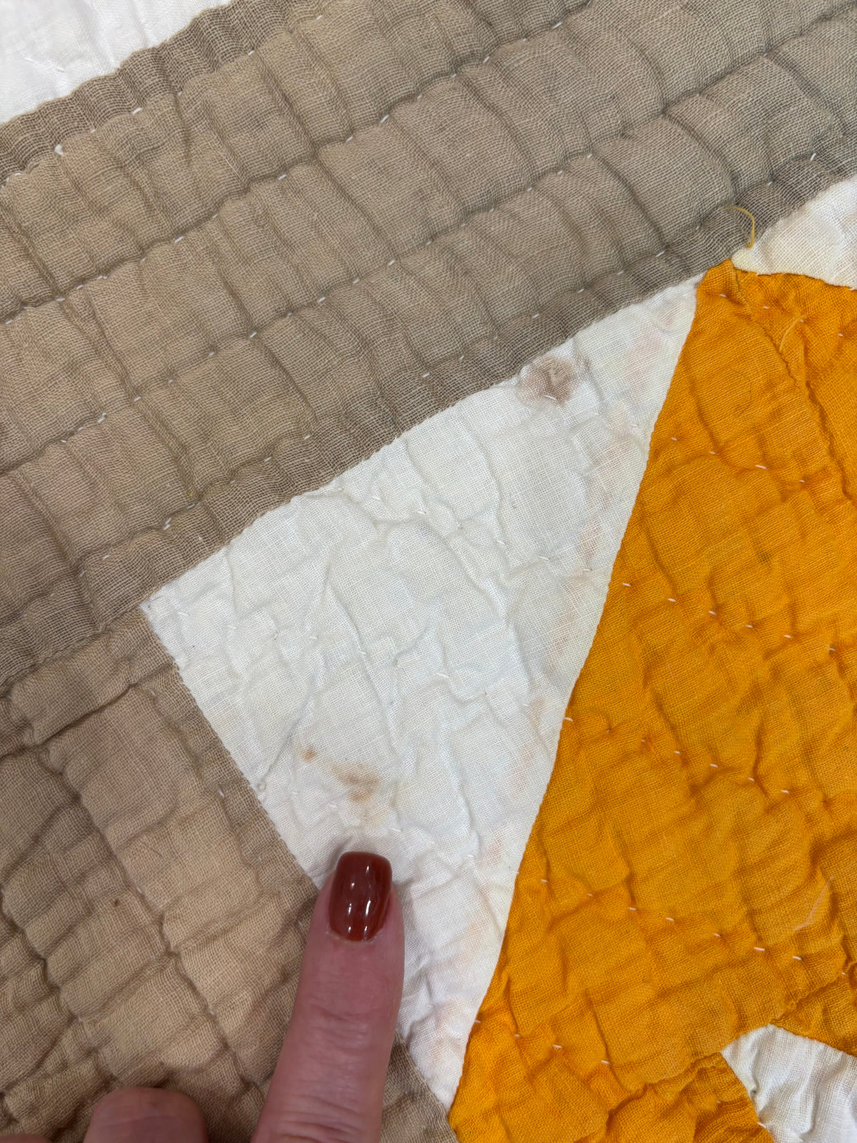 Antique Double T Cheddar Yellow and Taupe Quilt, c1920-1940