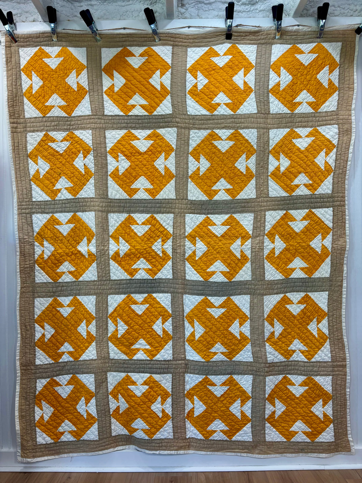 Antique Double T Cheddar Yellow and Taupe Quilt, c1920-1940